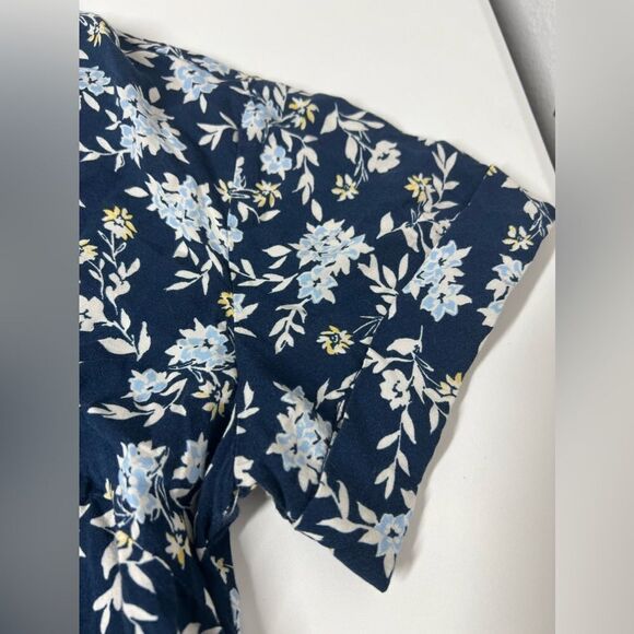 Time & Tru Cuffed Short Sleeve Belted Floral Shift Dress Size S ( 4-6) - Picture 7 of 12